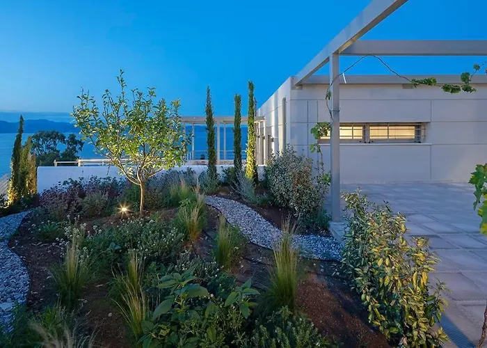 Villa Theologos