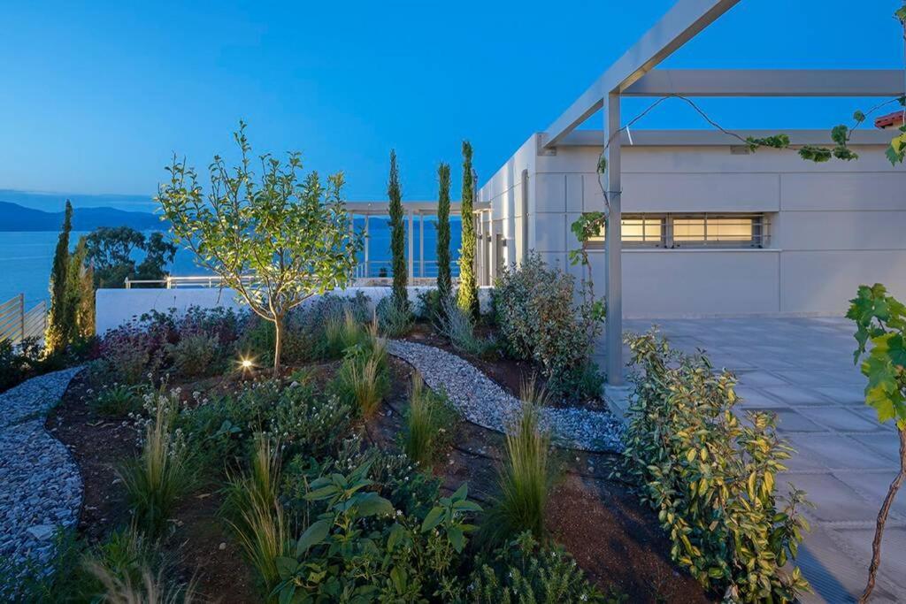 Villa Theologos